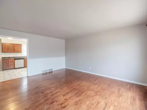 3224 Phillips Ave, Steger, IL 60475 photo 5
