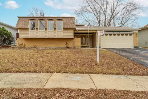 309 Falcon Ridge Way, Bolingbrook, IL 60440