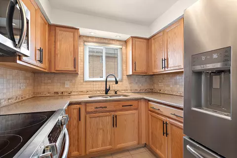 7300 W 86th St #2A, Bridgeview, IL 60455 photo 10