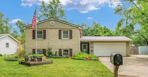 504 N 4th St, Saint Joseph, IL 61873