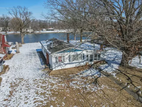 11873 E Gregg Blvd, Momence, IL 60954