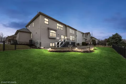 204 Melody Dr, Bartlett, IL 60103 photo 38