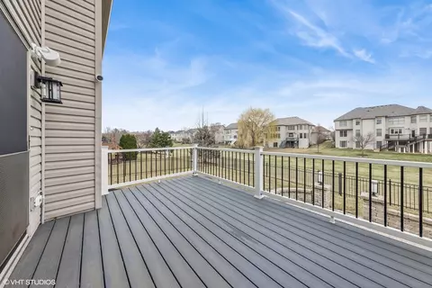 204 Melody Dr, Bartlett, IL 60103 photo 33
