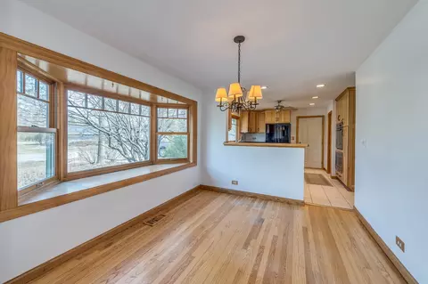 Other - 975 Oakdale Dr, Elgin, IL 60123 photo 2 of 2