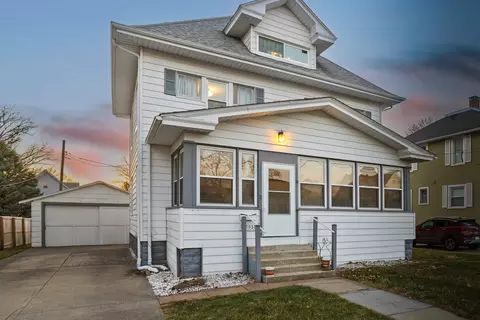 1305 S Madison St, Bloomington, IL 61701 photo 51