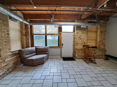 Living - 618 Congdon Ave, Elgin, IL 60120 photo 1 of 2