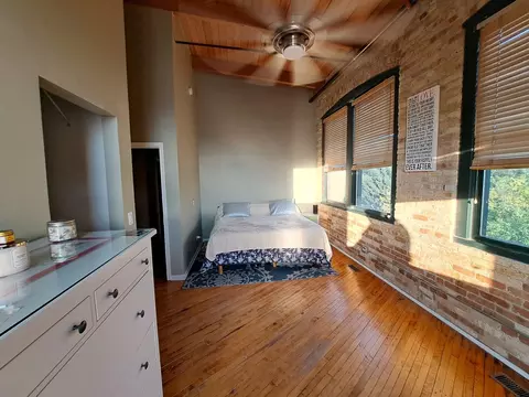 Bedroom - 618 Congdon Ave, Elgin, IL 60120 photo 2 of 6