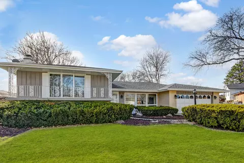 632 N Locust St, Frankfort, IL 60423