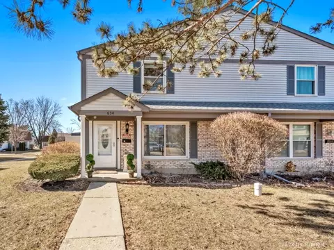 634 Newton Ct #1, Schaumburg, IL 60194