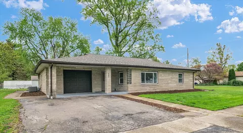304 N Elizabeth St, Tolono, IL 61880