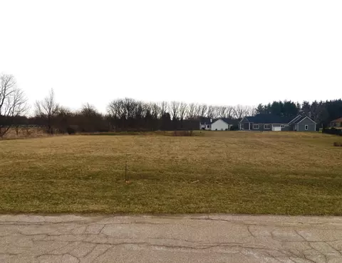 1715 Blue Jay Ln, Somonauk, IL 60552
