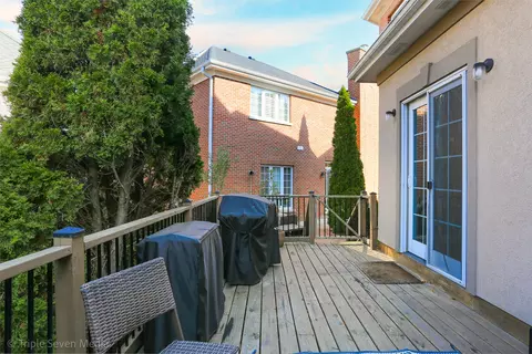 35 Windsor Dr, Elmhurst, IL 60126 photo 14