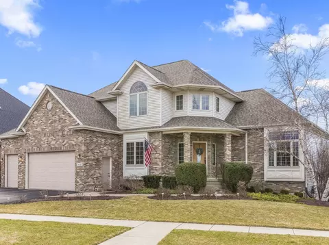 402 Northgate Dr, Sycamore, IL 60178