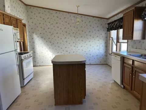 2230 Sunrise Dr, Belvidere, IL 61008 photo 8
