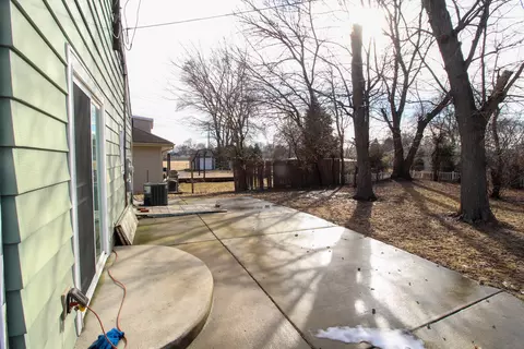 2 N760 Beverly Ave, Addison, IL 60101 photo 9