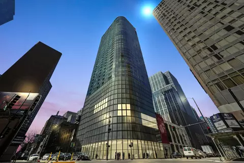 600 N Fairbanks Ct #2510, Chicago, IL 60611