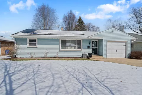 4616 Newcastle Rd, Rockford, IL 61108
