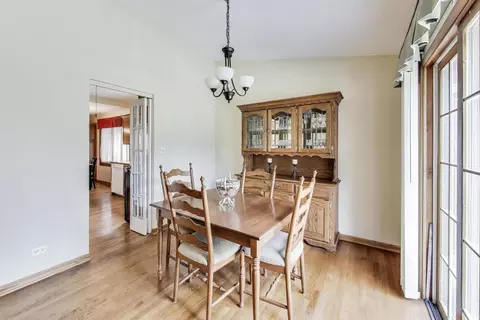Dining - 545 Tennyson Dr, Wheaton, IL 60189 photo 1 of 4