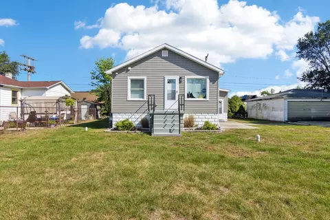 943 Greenbay Ave, Calumet City, IL 60409
