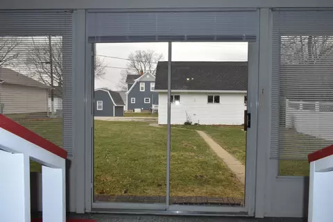 Exterior - 304 Jefferson St, Benson, IL 61516 photo 5 of 6