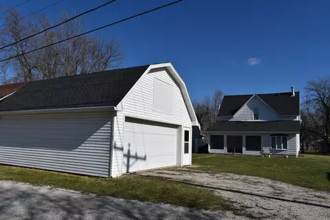 Other - 304 Jefferson St, Benson, IL 61516 photo 1 of 8