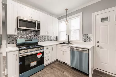 Kitchen - 10239 S Sangamon St, Chicago, IL 60643 photo 2 of 3