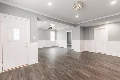 Living - 10239 S Sangamon St, Chicago, IL 60643 photo 3 of 3