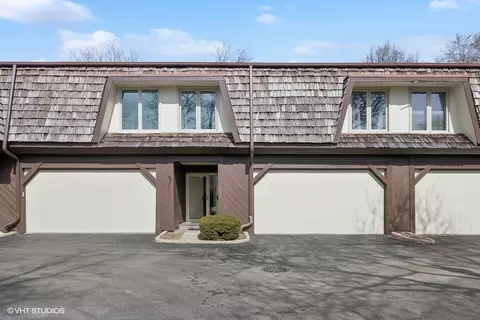 1525 Winnetka Rd, Glenview, IL 60025
