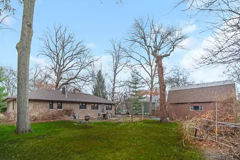 Exterior - 17830 Clyde Ave, Lansing, IL 60438 photo 4 of 4