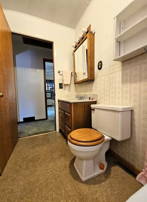 326 Grant Ave, Dixon, IL 61021 photo 17