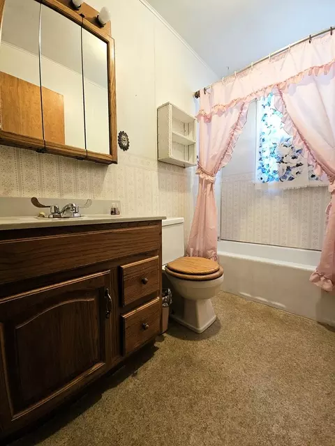 326 Grant Ave, Dixon, IL 61021 photo 16
