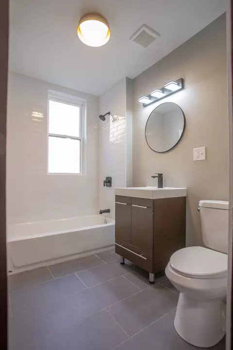 6143 S Champlain Ave, Chicago, IL 60637 photo 10