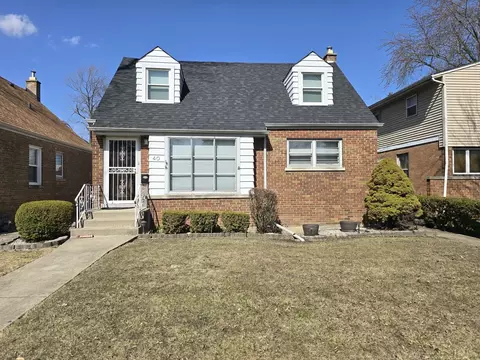 40 166th Pl, Calumet City, IL 60409