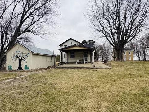 Exterior - 8788 N Main St Adeline Rd, Leaf River, IL 61047 photo 6 of 7