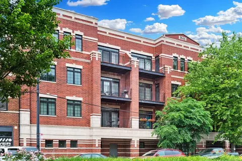 3844 N Ashland Ave #46, Chicago, IL 60613