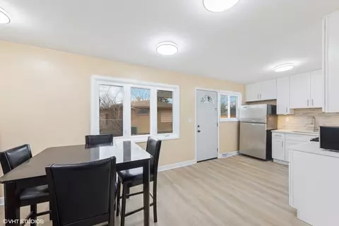 Dining - 221 E Normandy Dr, Addison, IL 60101 photo 2 of 2