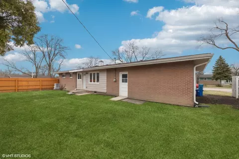 Exterior - 221 E Normandy Dr, Addison, IL 60101 photo 5 of 5