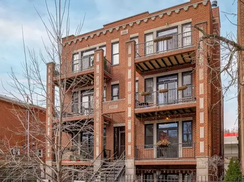 4908 N Winthrop Ave #1N, Chicago, IL 60640