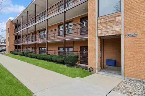 5901 N Naper Ave #GC, Chicago, IL 60631