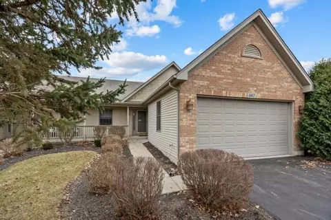 667 Hampshire Dr, Hampshire, IL 60140