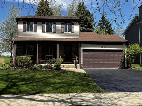 1817 Paxton Dr, Naperville, IL 60563