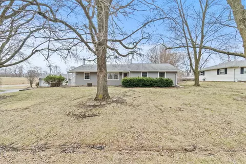 19215 W Dawson Ave, Romeoville, IL 60446