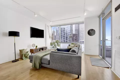 8 E Randolph St #2502, Chicago, IL 60601 photo 4