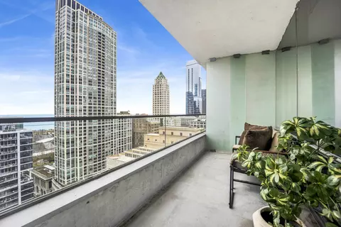 8 E Randolph St #2502, Chicago, IL 60601 photo 6