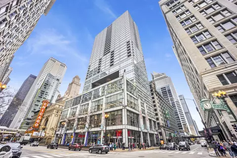 8 E Randolph St #2502, Chicago, IL 60601