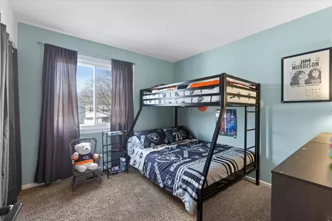 Bedroom - 105 Wallace St, Bartlett, IL 60103 photo 3 of 3
