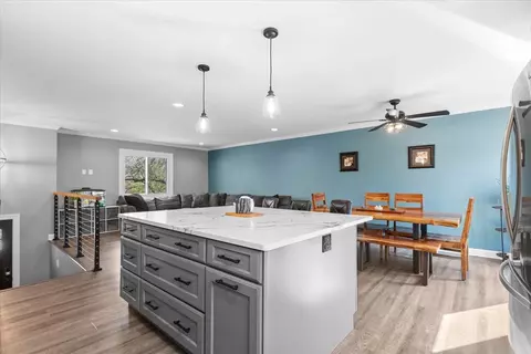 Kitchen - 105 Wallace St, Bartlett, IL 60103 photo 1 of 4
