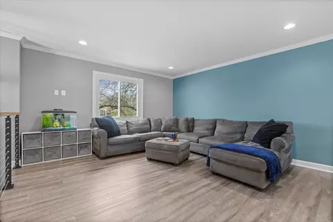 Living - 105 Wallace St, Bartlett, IL 60103 photo 1 of 3