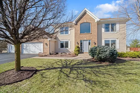 555 Westfield Dr, Stillman Valley, IL 61084