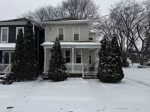 330 Moseley St, Elgin, IL 60123 photo 1